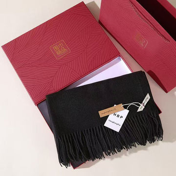 Black cashmere scarf in Nairobi
